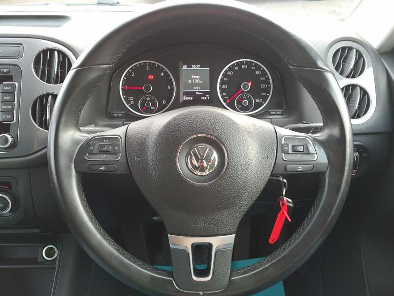 VOLKSWAGEN TIGUAN 2.0 TDI BlueMotion Tech SE 2013