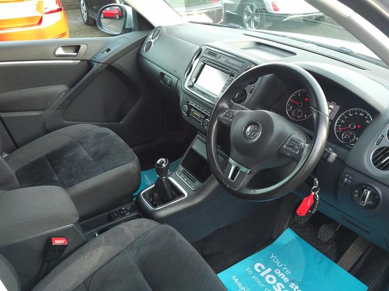 VOLKSWAGEN TIGUAN 2.0 TDI BlueMotion Tech SE 2013