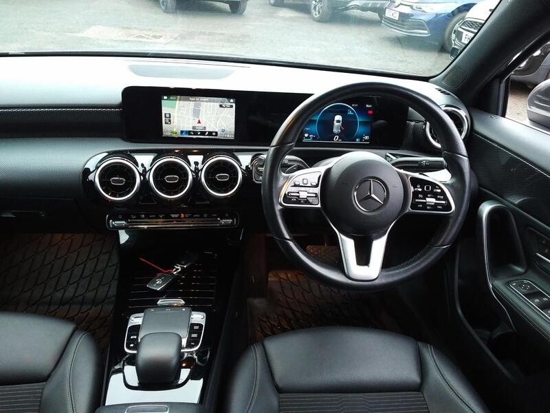 MERCEDES-BENZ A CLASS 1.5 A180d Sport 2019