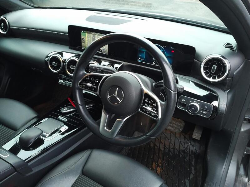 MERCEDES-BENZ A CLASS 1.5 A180d Sport 2019