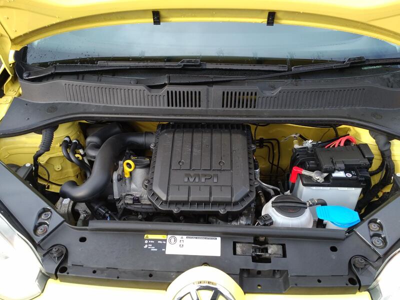 VOLKSWAGEN UP 1.0 Look up! 2016
