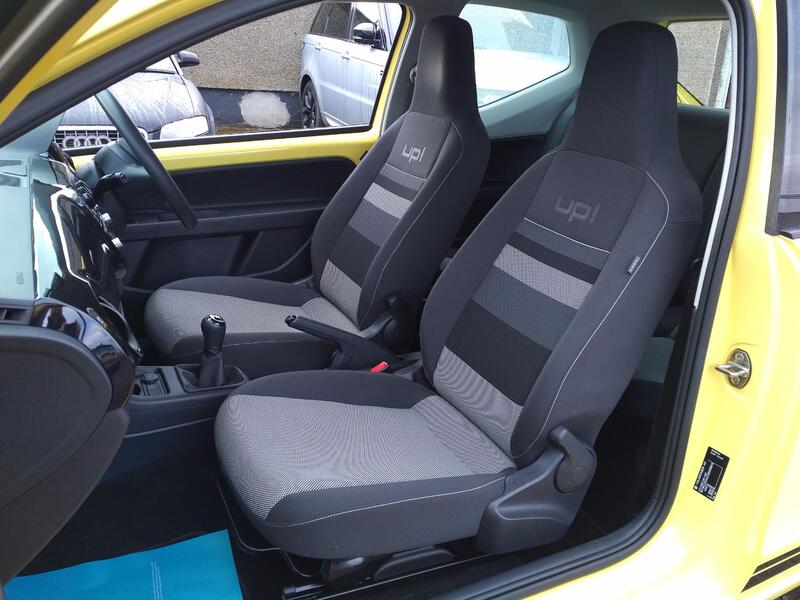 VOLKSWAGEN UP 1.0 Look up! 2016
