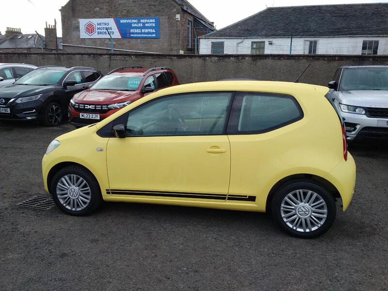 VOLKSWAGEN UP 1.0 Look up! 2016