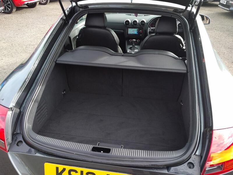 AUDI TT 2.0 TDI Black Edition 2013