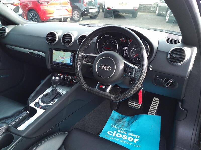 AUDI TT 2.0 TDI Black Edition 2013