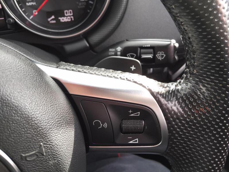 AUDI TT 2.0 TDI Black Edition 2013