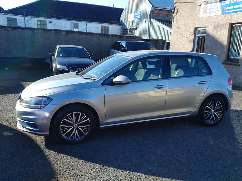 VOLKSWAGEN GOLF 1.4 TSI BlueMotion Tech SE Nav 2017