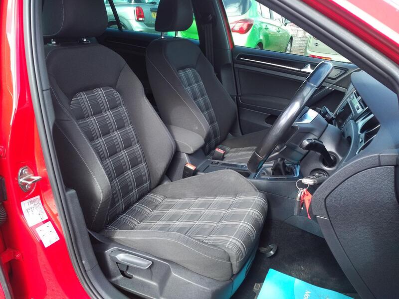 VOLKSWAGEN GOLF 2.0 TDI BlueMotion Tech GTD 2014