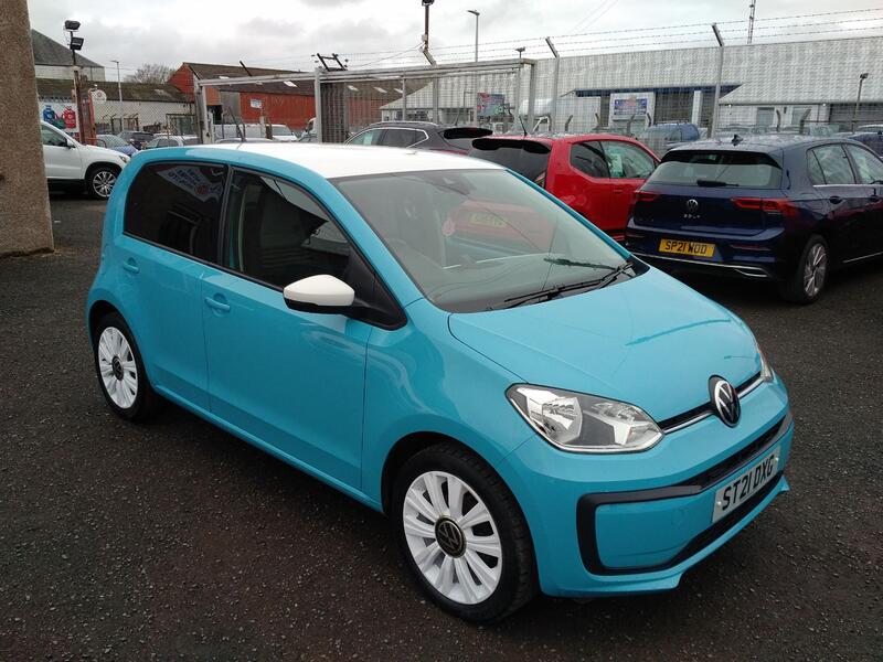 VOLKSWAGEN UP 1.0 White Edition 2021