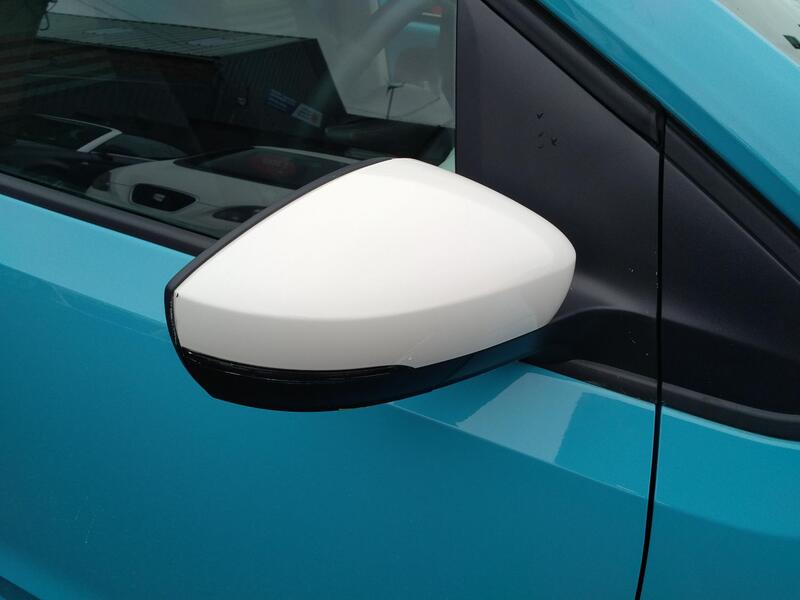 VOLKSWAGEN UP 1.0 White Edition 2021