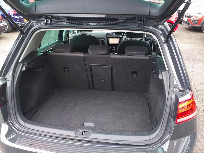 VOLKSWAGEN GOLF 1.6 TDI GT 2018