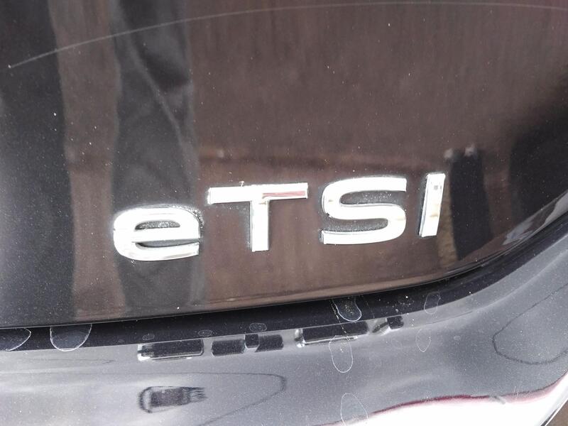 VOLKSWAGEN GOLF 1.5 eTSI MHEV Life 2020