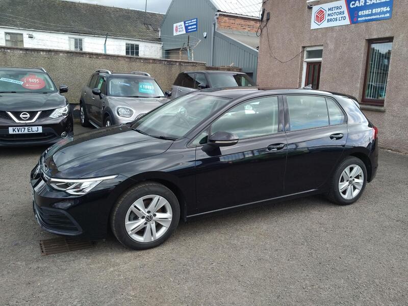 VOLKSWAGEN GOLF 1.5 eTSI MHEV Life 2020