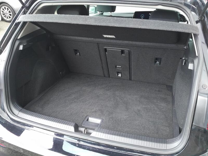 VOLKSWAGEN GOLF 1.5 eTSI MHEV Life 2020