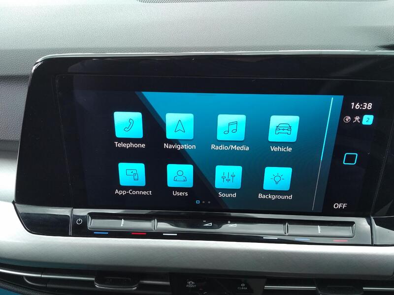 VOLKSWAGEN GOLF 1.5 eTSI MHEV Life 2020