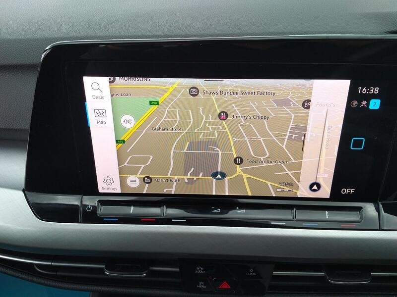 VOLKSWAGEN GOLF 1.5 eTSI MHEV Life 2020