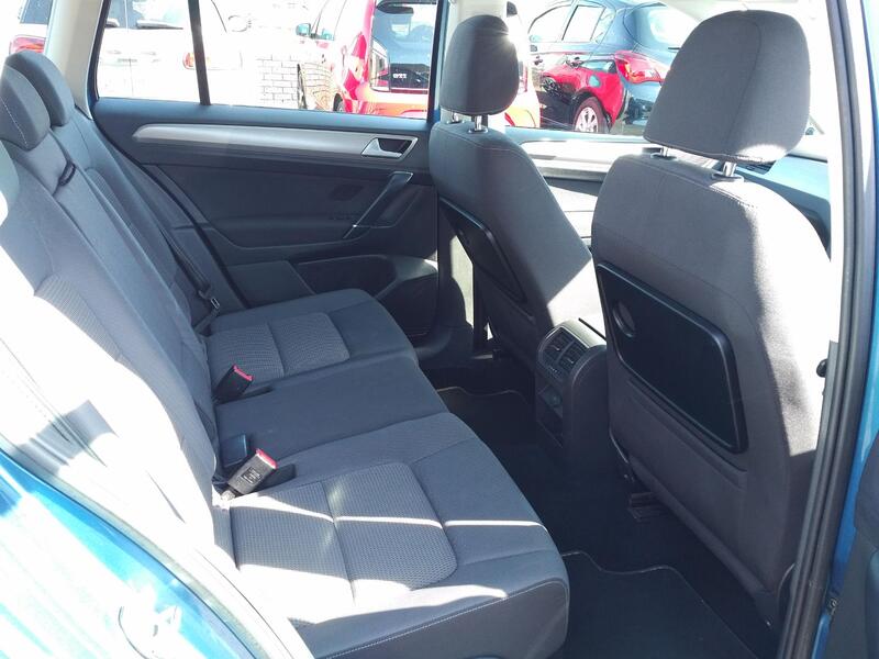 VOLKSWAGEN GOLF SV 1.4 TSI BlueMotion Tech SE 2016
