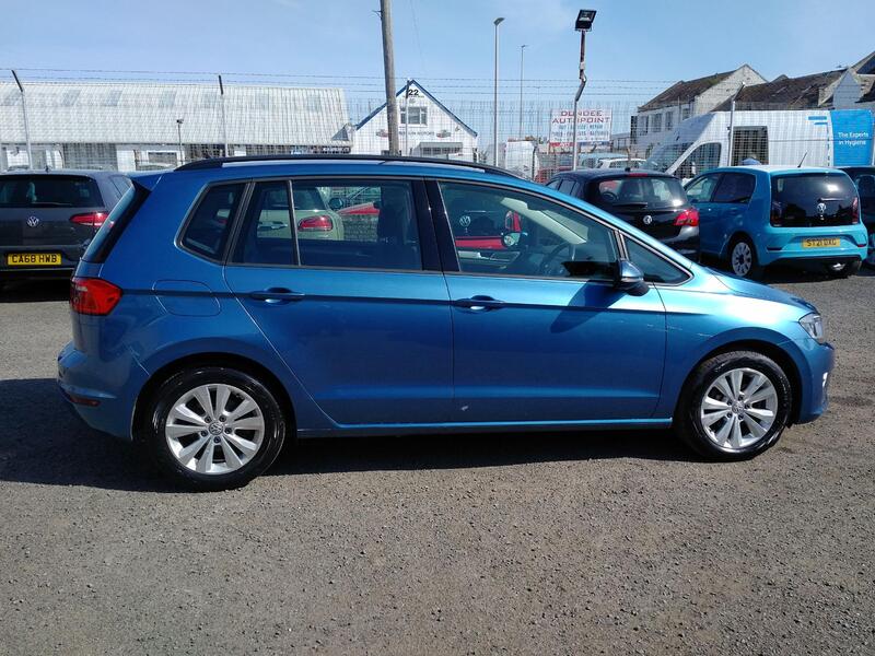 VOLKSWAGEN GOLF SV 1.4 TSI BlueMotion Tech SE 2016
