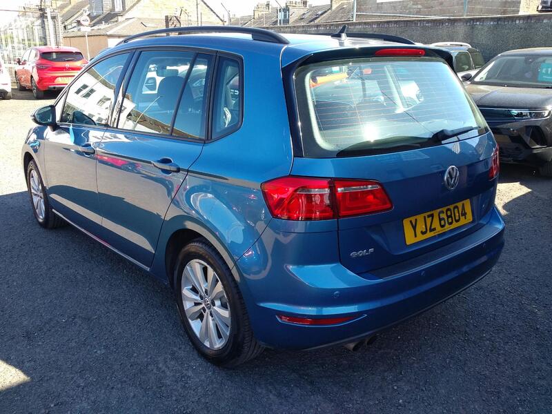VOLKSWAGEN GOLF SV 1.4 TSI BlueMotion Tech SE 2016