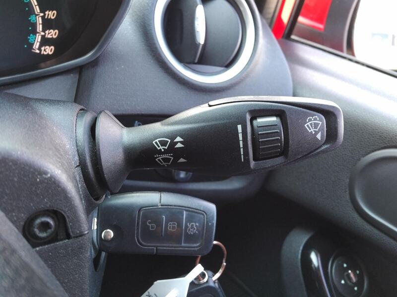 FORD FIESTA 1.0 T EcoBoost Zetec 2013