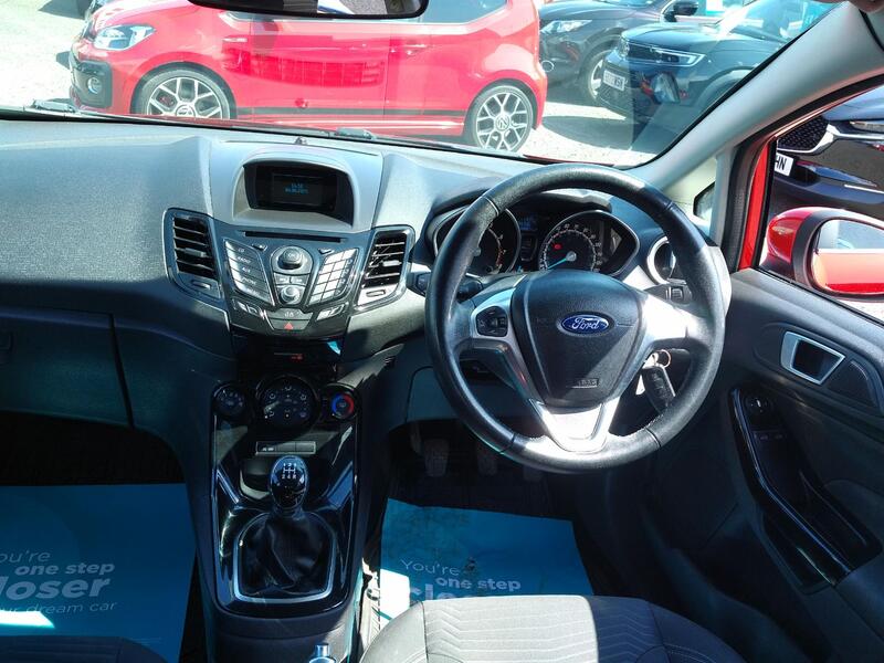 FORD FIESTA 1.0 T EcoBoost Zetec 2013