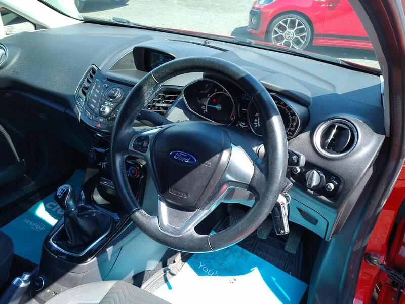 FORD FIESTA 1.0 T EcoBoost Zetec 2013