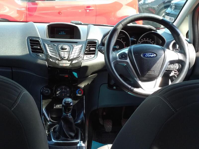 FORD FIESTA 1.0 T EcoBoost Zetec 2013