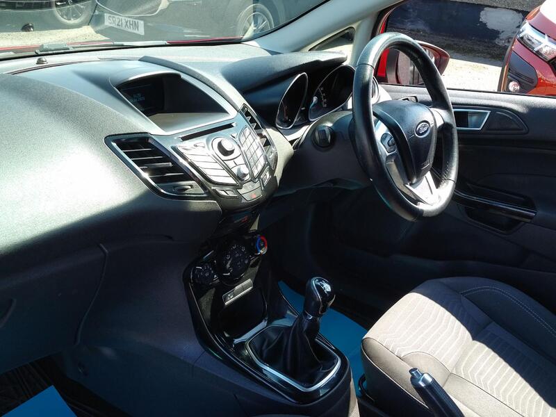 FORD FIESTA 1.0 T EcoBoost Zetec 2013