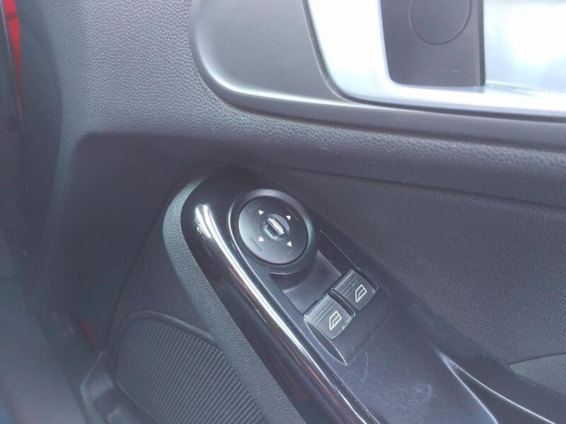FORD FIESTA 1.0 T EcoBoost Zetec 2013
