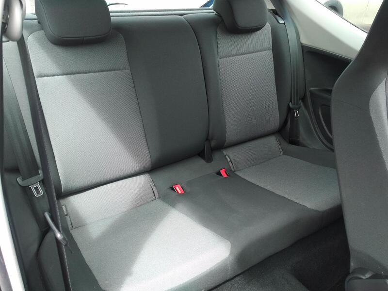 VOLKSWAGEN UP 1.0 Move up! 2013