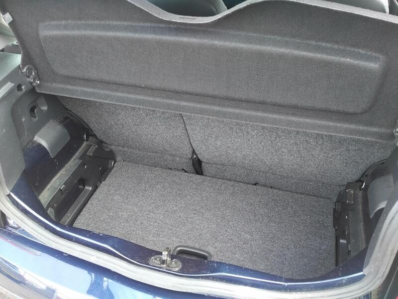 VOLKSWAGEN UP 1.0 Move up! 2013
