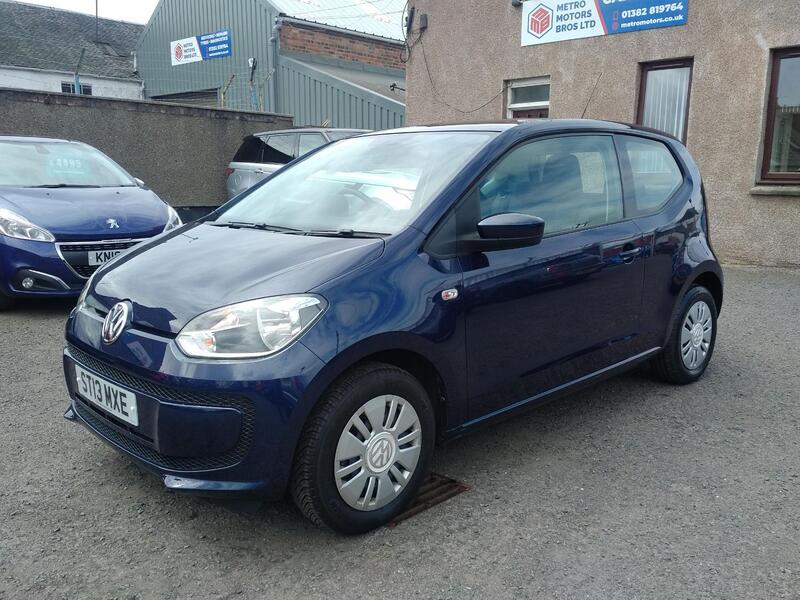 VOLKSWAGEN UP 1.0 Move up! 2013