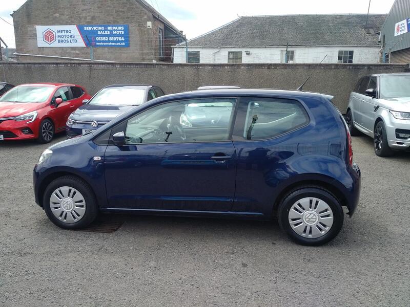 VOLKSWAGEN UP 1.0 Move up! 2013