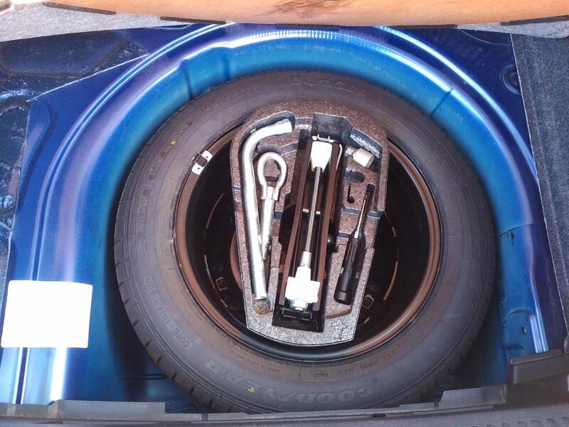 VOLKSWAGEN POLO 1.4 Match 2012