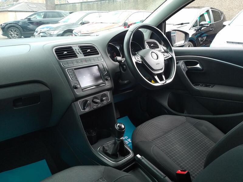 VOLKSWAGEN POLO 1.2 TSI BlueMotion Tech Match Edition 2017