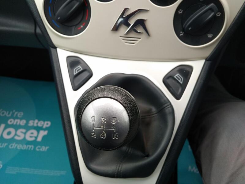 FORD KA 1.2 Zetec 2013