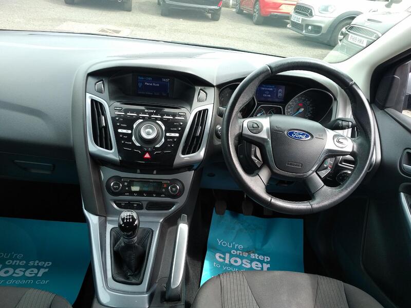 FORD FOCUS 1.6 Titanium 2011