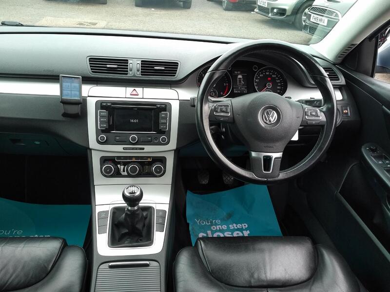 VOLKSWAGEN PASSAT 2.0 TDI BlueMotion Tech Highline 2010
