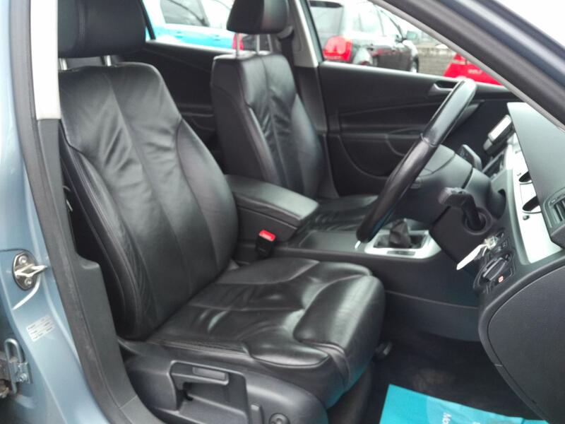 VOLKSWAGEN PASSAT 2.0 TDI BlueMotion Tech Highline 2010