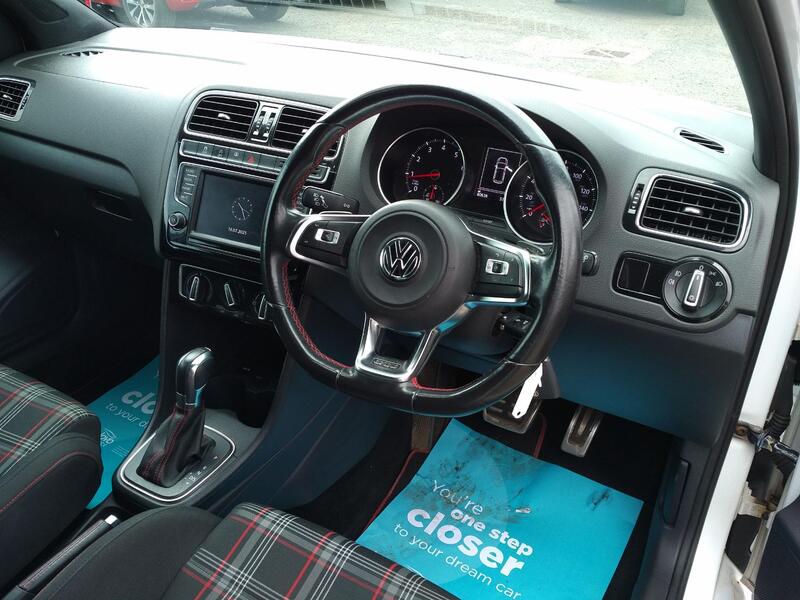 VOLKSWAGEN POLO 1.8 TSI BlueMotion Tech GTI 2015