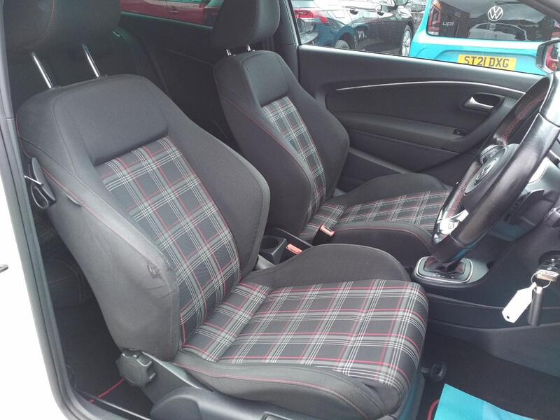 VOLKSWAGEN POLO 1.8 TSI BlueMotion Tech GTI 2015