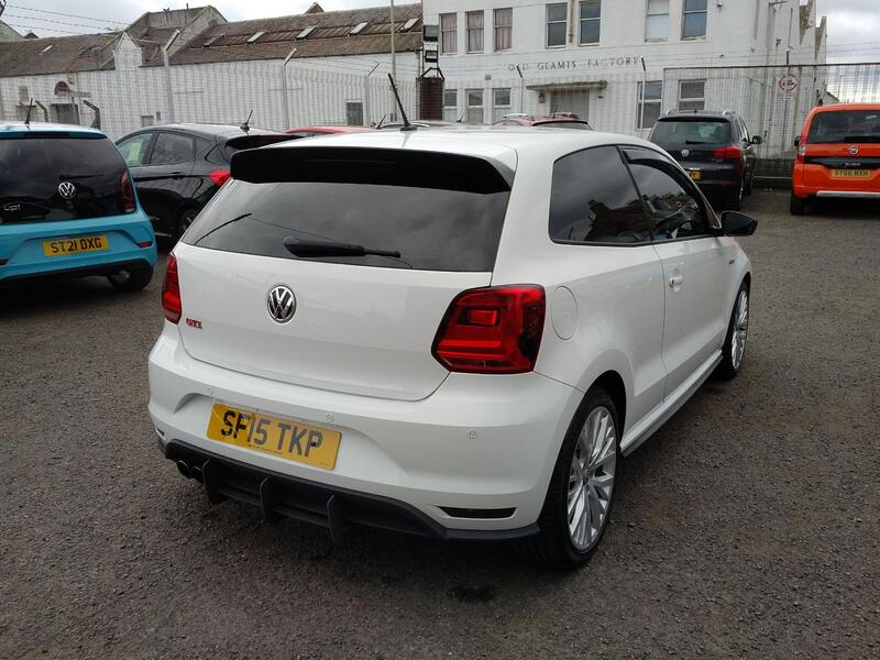 VOLKSWAGEN POLO 1.8 TSI BlueMotion Tech GTI 2015
