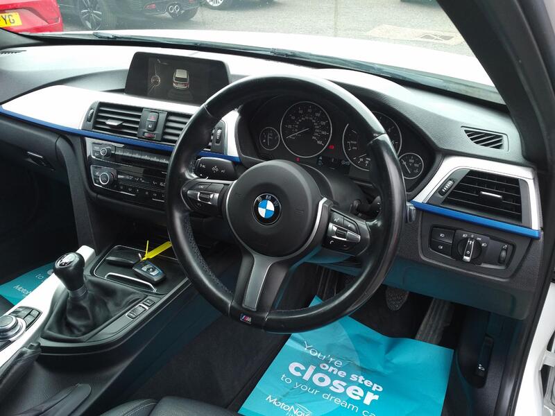 BMW 3 SERIES 2.0 320d xDrive M Sport Touring 2016