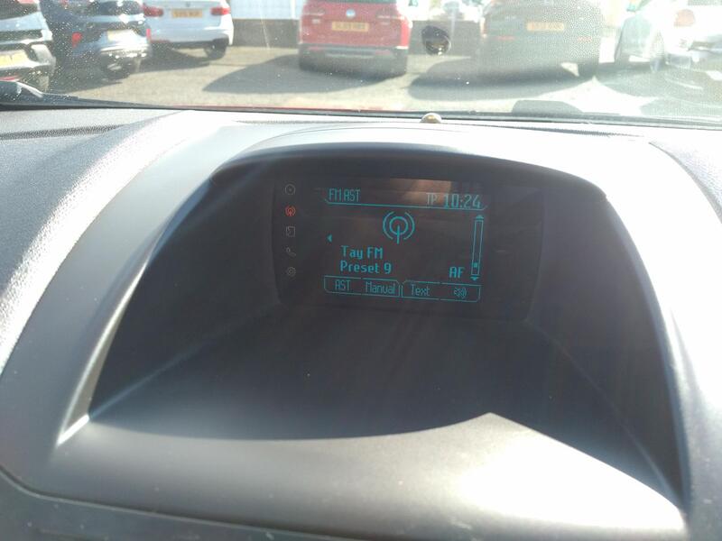 FORD FIESTA 1.3 Zetec 2013