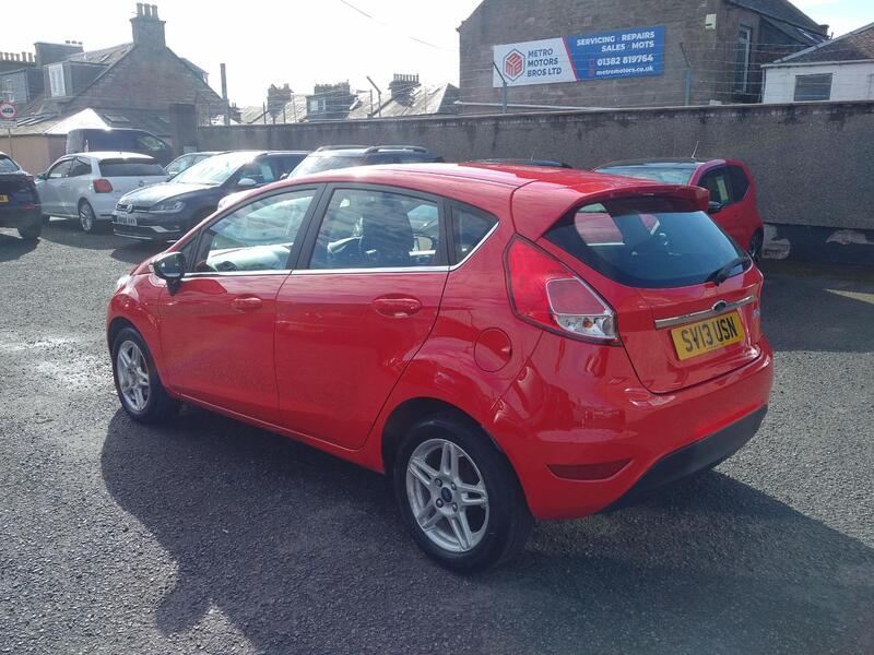 FORD FIESTA 1.3 Zetec 2013