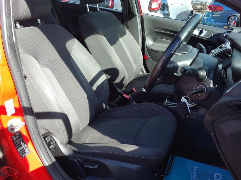 FORD FIESTA 1.3 Zetec 2013